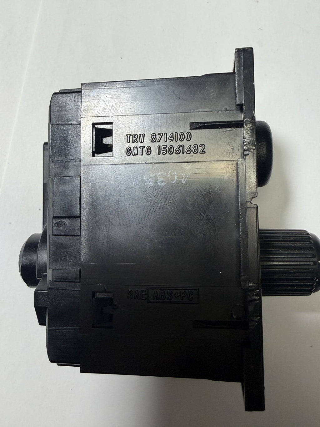 Fog Light Rear Wiper Switch 8714100, 15061682 fits 2003-2006 GMC Suburban Yukon