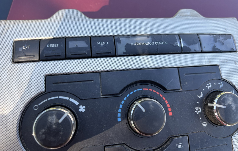 2005 2006 2007 Jeep Cherokee AC Climate Control Bezel Trim OEM P55111009AO