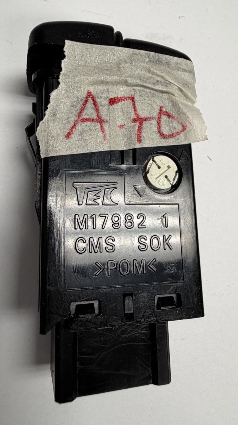 TCS Cruise Control Switch Button M17982, M21138 fits 99 00 01 02 03 Acura TL