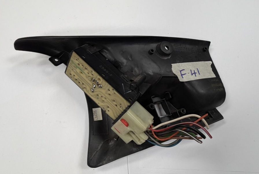 1996 1997 1998 1999 2000 Dodge Caravan Master Window Switch 685503B Black