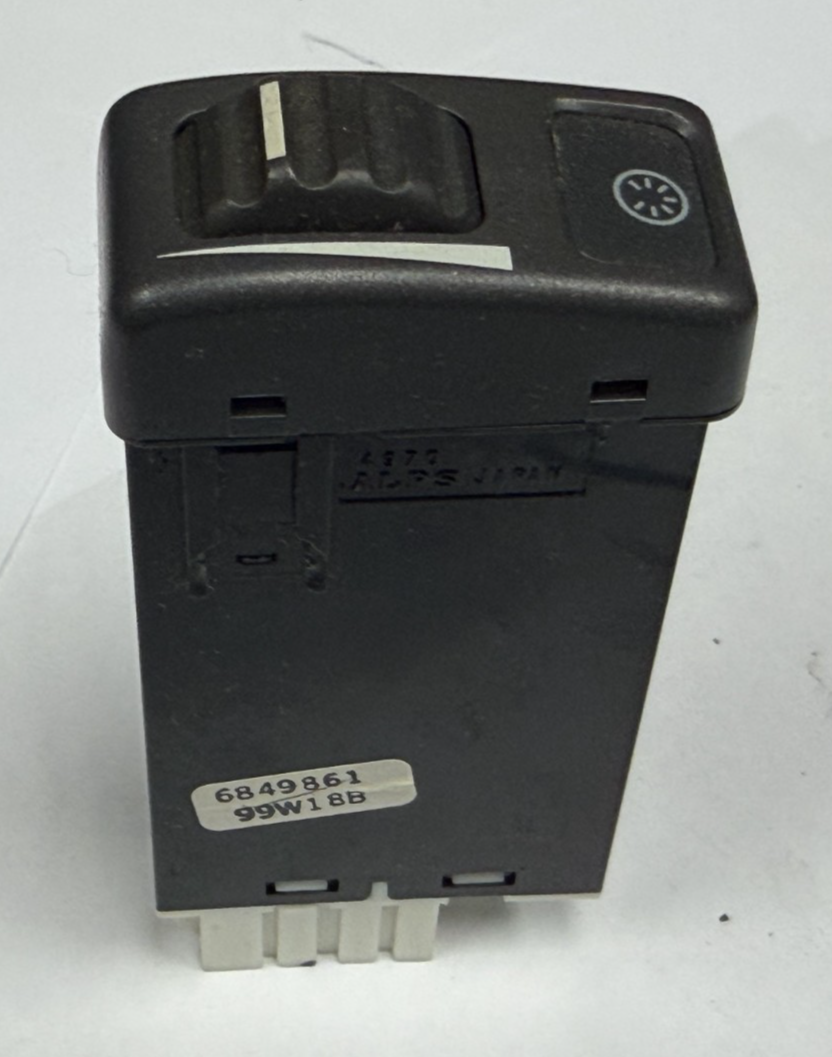 Dash Dimmer Switch 6849861 fits 1998 1999 2000 2001 2002 Volvo S70 V70 C70