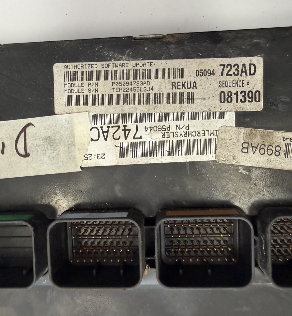 2006 Jeep Grand Cherokee Engine Computer Module ECM ECU 05094723AD, 56044742AC