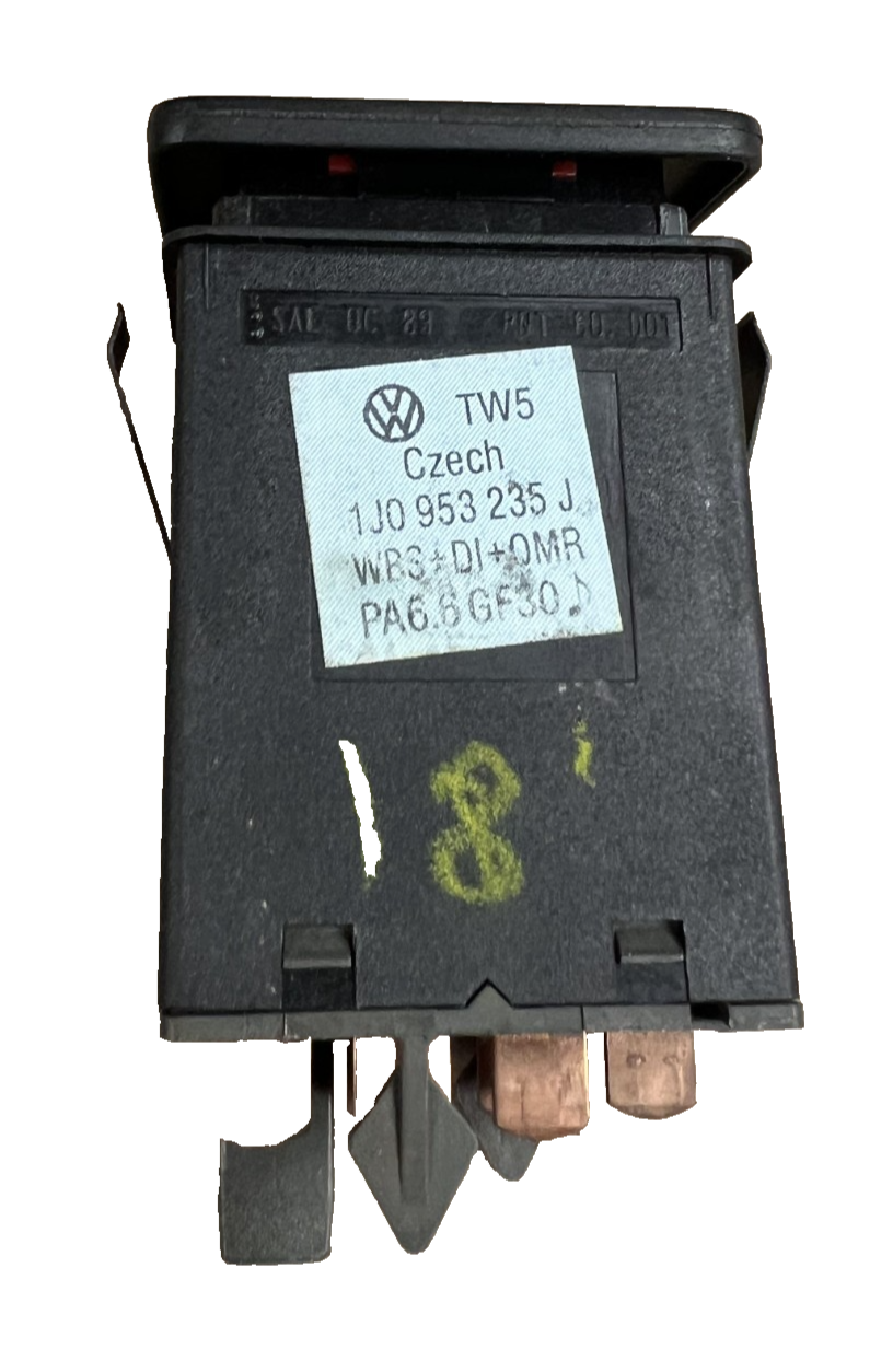 00 01 02 03 04 05 Volkswagen Jetta Hazard Switch 1J0 953 235 J Black