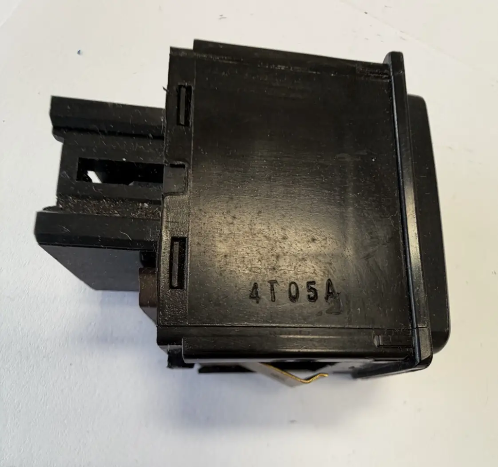 1994 1995 1996 1997 Honda Accord Defrost Switch Button Control 4T05A Black by Unbranded