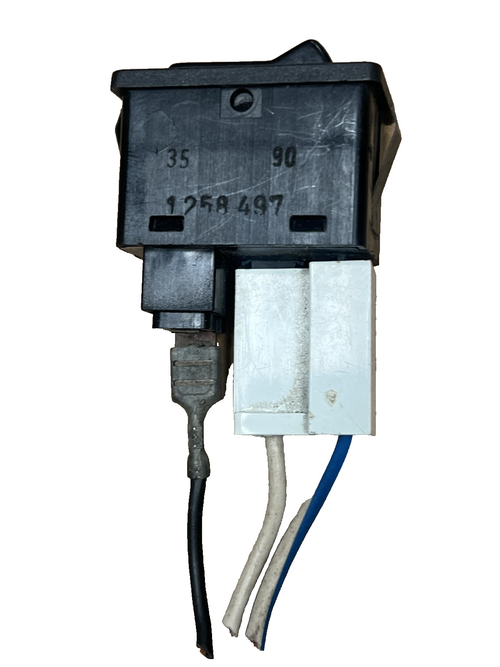 86 87 88 89 90 91 92 93 Volvo 240 244 Rear Fog Light Switch OEM 1258497