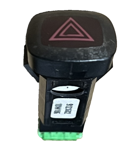 2004 Volvo XC90 Dashboard Instrument Panel Center Hazard Light Switch 9123682