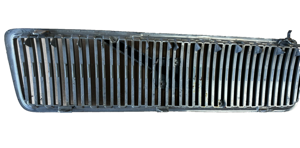 1999 2000 2001 2002 2003 Volvo S80 Front Upper Grill Grille OEM 9178087