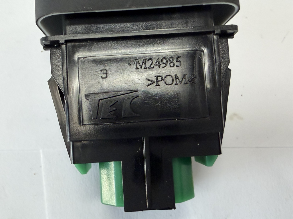 05-10 Honda Odyssey Rear Trunk Lift Gate Power Control Button M24985 Black
