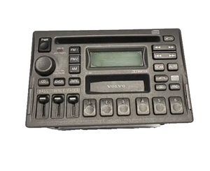 Radio Stereo AM FM CD Player 3533771 1 Black Fits 97-04 Volvo 850 S70