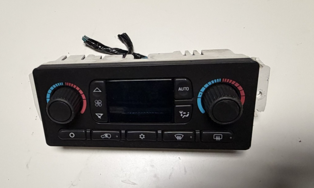 AC Heater Climate Temperature Control Panel 15845093 fits 2003-2007 Hummer H2