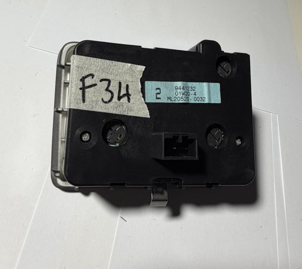 01 2001 Volvo V70 Headlight Light Control Switch 9441232, ML20520-0032