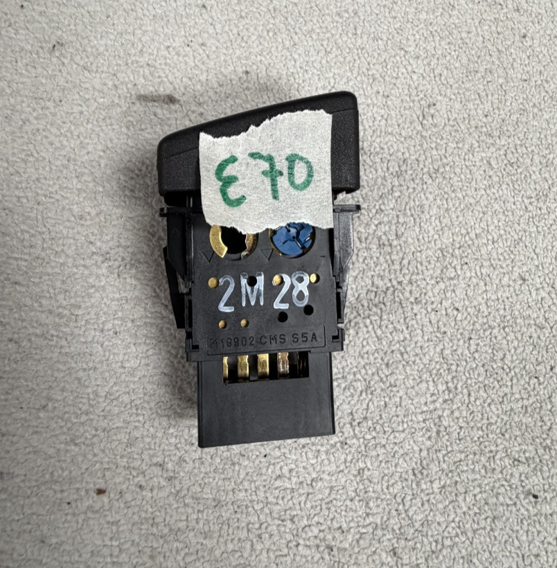 2003 2004 2005 Honda Accord Hazard Warning Emergency Switch M18155, M19620