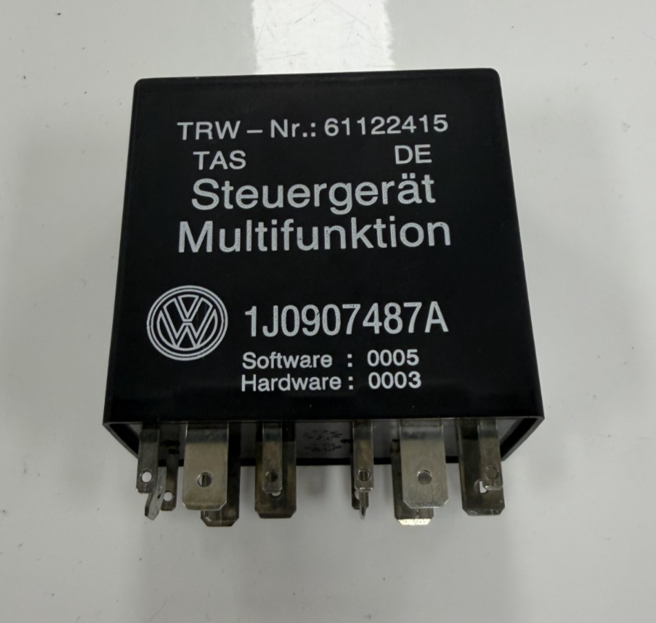 99-05 Volkswagen Passat Multifunction Steering Relay 1J0907487A Black