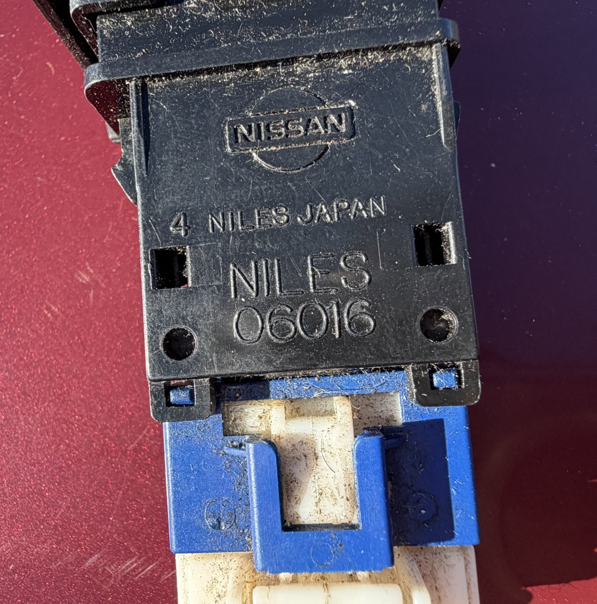 Rear Defog Defogger Defrost Switch 06016 fits 95 96 97 98 99 Nissan Maxima