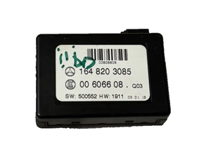 Mercedes W164 ML350 GL550 Front Windshield Rain Sensor Module 164 820 3085