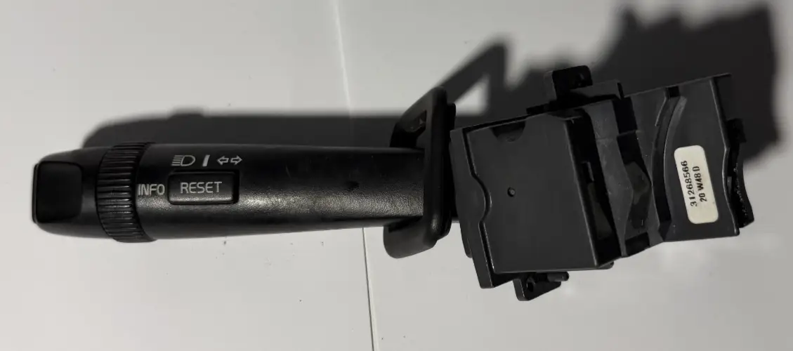 Turn Signal Directional Switch 31268566 fits 2005-2007 Volvo S60 S80 V70 XC70 by Unbranded