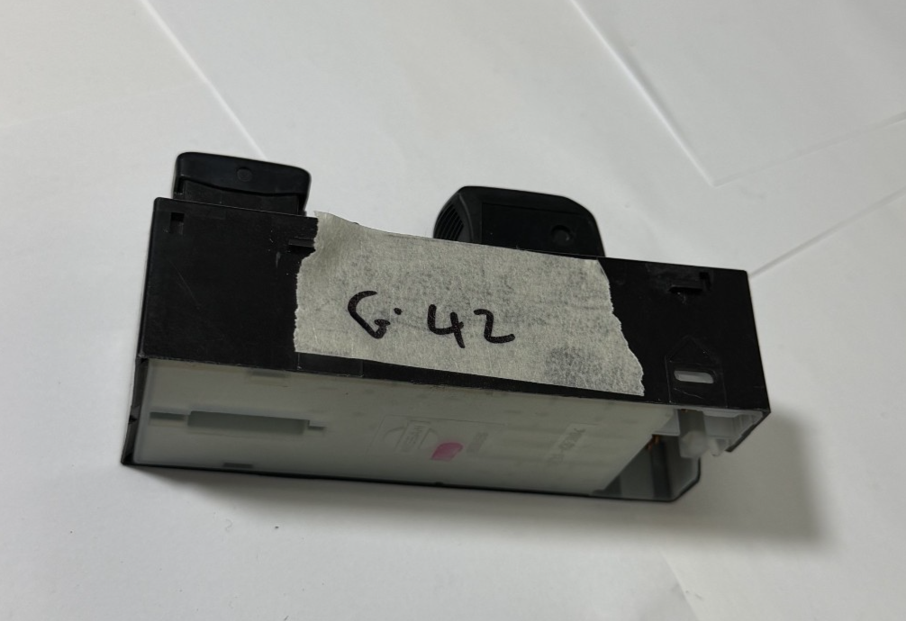 2004 2005 2006 2007 2008 2009 Nissan Quest Window Switch Right RH Passenger Side