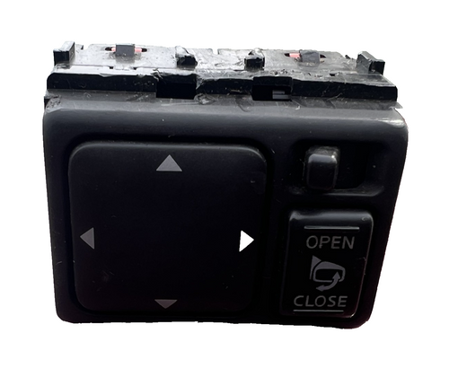 040117 - Nissan Mirror Switch