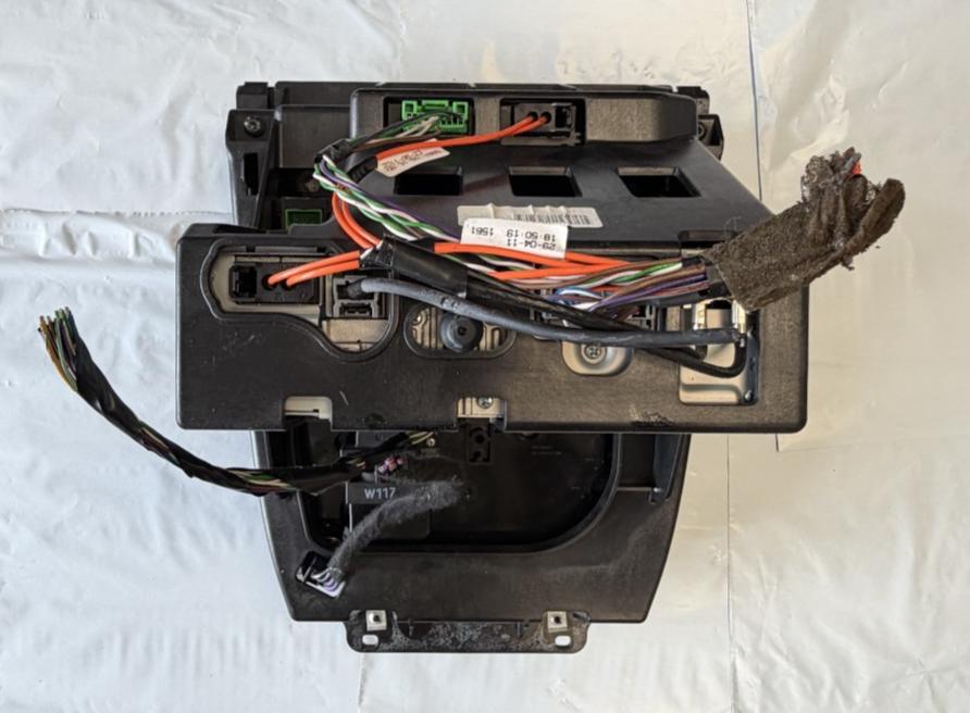 2007-2014 Volvo XC90 Dash Radio & Climate Temperature Control Panel 31328066 by Volvo