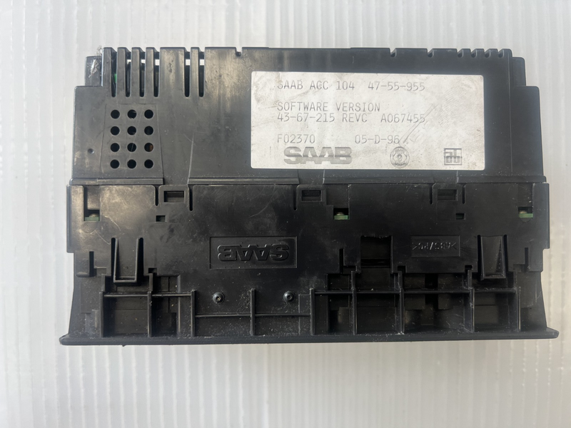 1994-1998 Saab 900 Automatic Climate Control Panel OEM 4755955 Black
