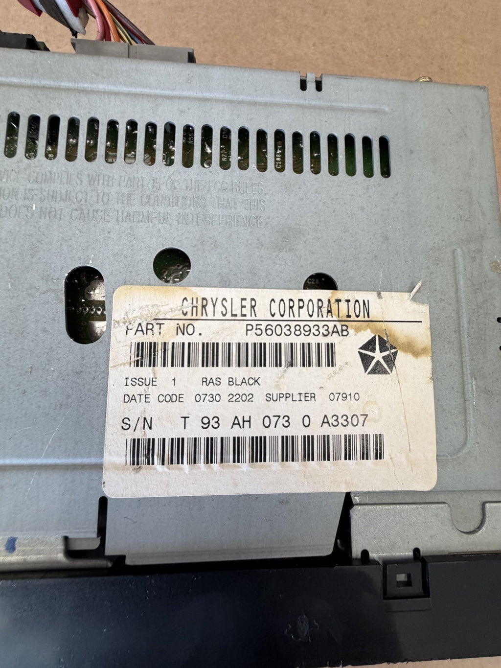 1994-2001 Dodge Ram 1500 AM FM Stereo Cassette Radio Player 56038933AB