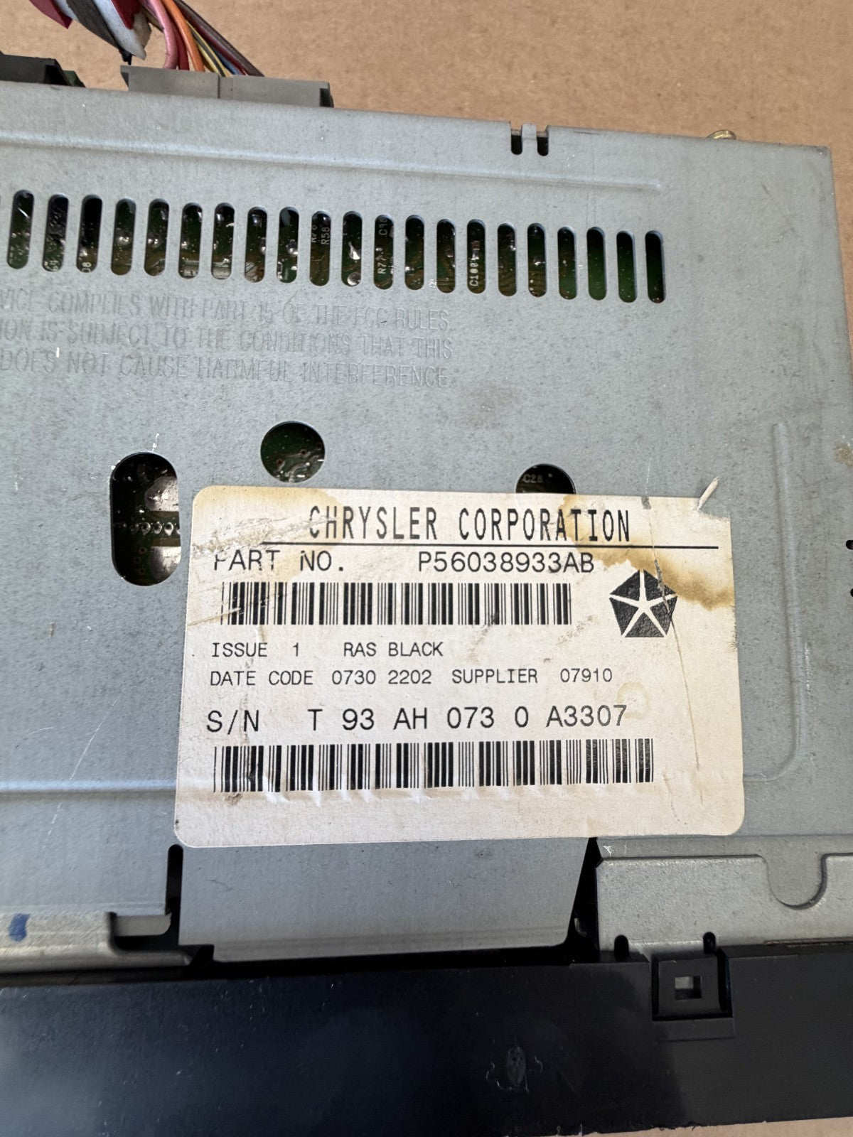 1994-2001 Dodge Ram 1500 AM FM Stereo Cassette Radio Player 56038933AB