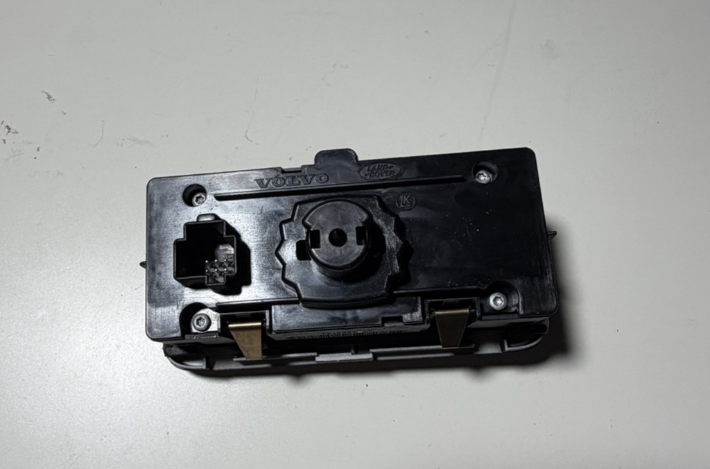 2008 2009 2010 2011 2012 Volvo S80 V70 Headlight Head Light Switch 30739414
