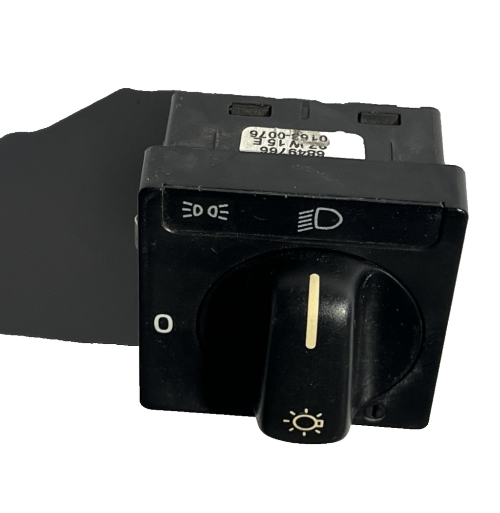 1994-1998 Volvo 850 960 V90 S90 Headlight Lamp Control Switch 6849766, 0163 0076