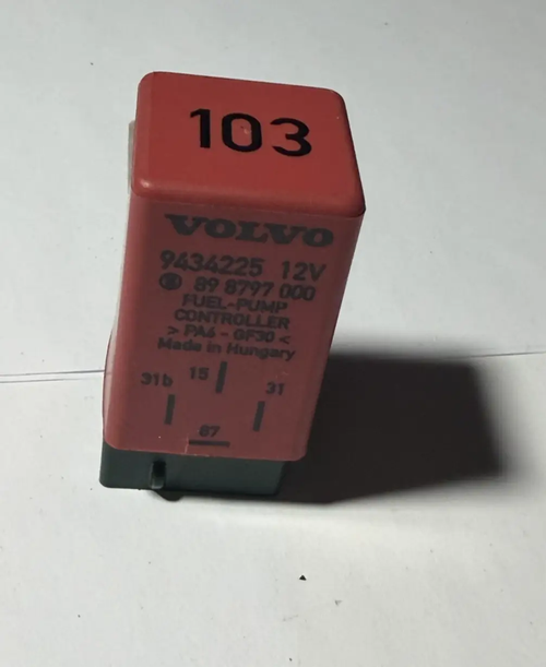 1993 1994 1995 1996 Volvo 850 Fuel Pump Relay 12V 9434225, 89 8797 000 by Volvo