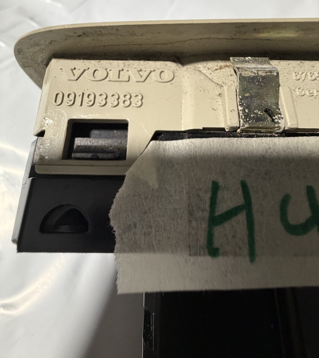 Master Window Control Switch Left LH 09193383 fits 05 06 Volvo XC90