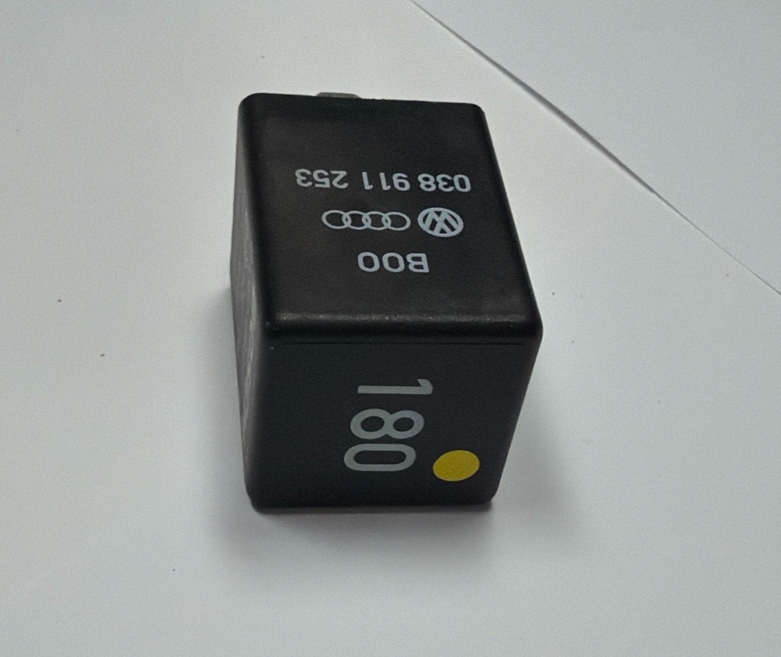 1996-2001 VW TDI Bosch Glow Plug Relay 12V 0 281 003 014, 038 911 253