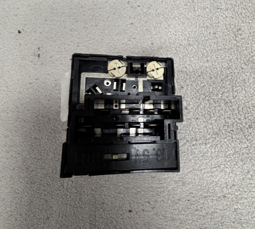 Headlight Headlamp Control Switch 6849766 Black fits 1994-1998 Volvo 850 960