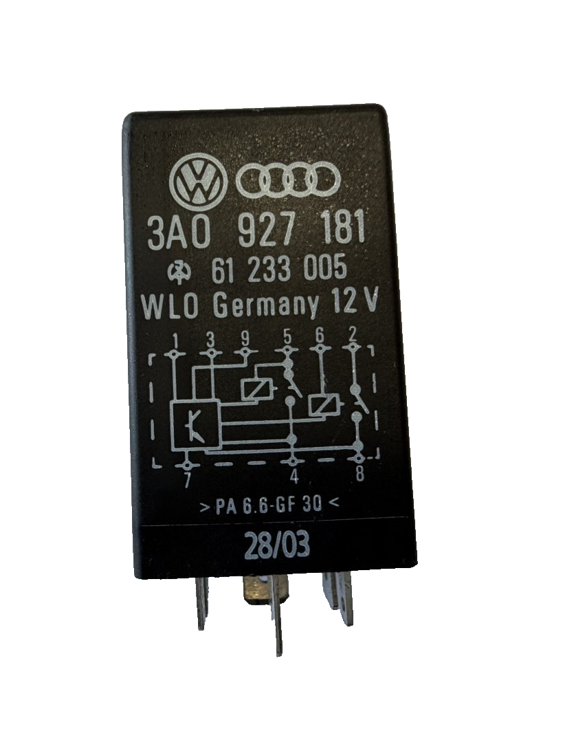 99-05 Volkswagen Jetta Accessory Power Relay 3A0 927 181, 61 233 005 Black by Volkswagen