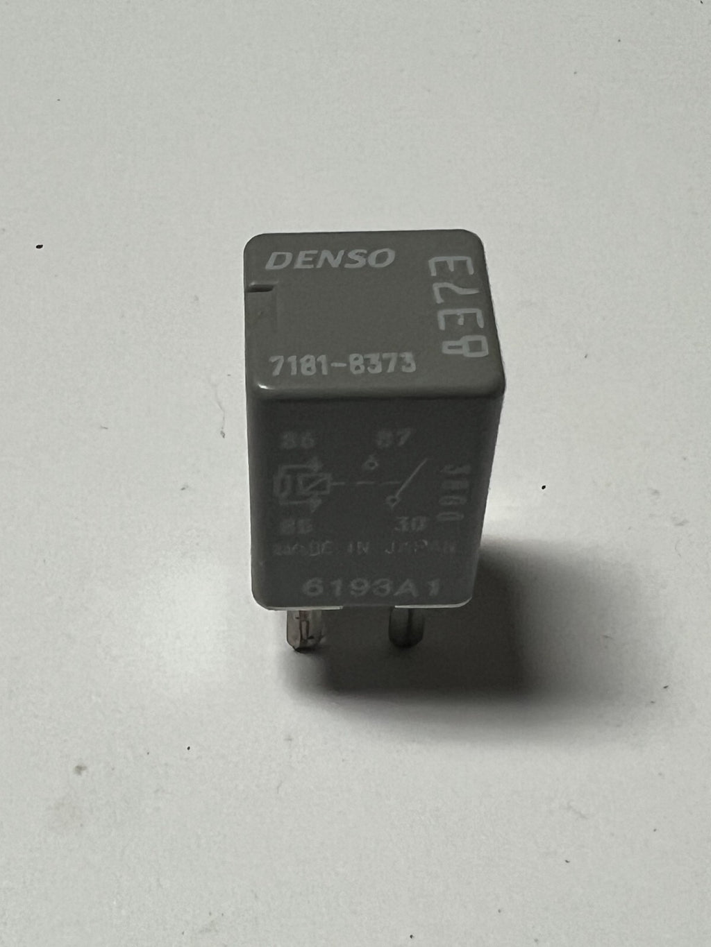 GM Denso Multi-Purpose 4-Pin Relay #8373 OEM 7181-8373, 6193A1 Gray