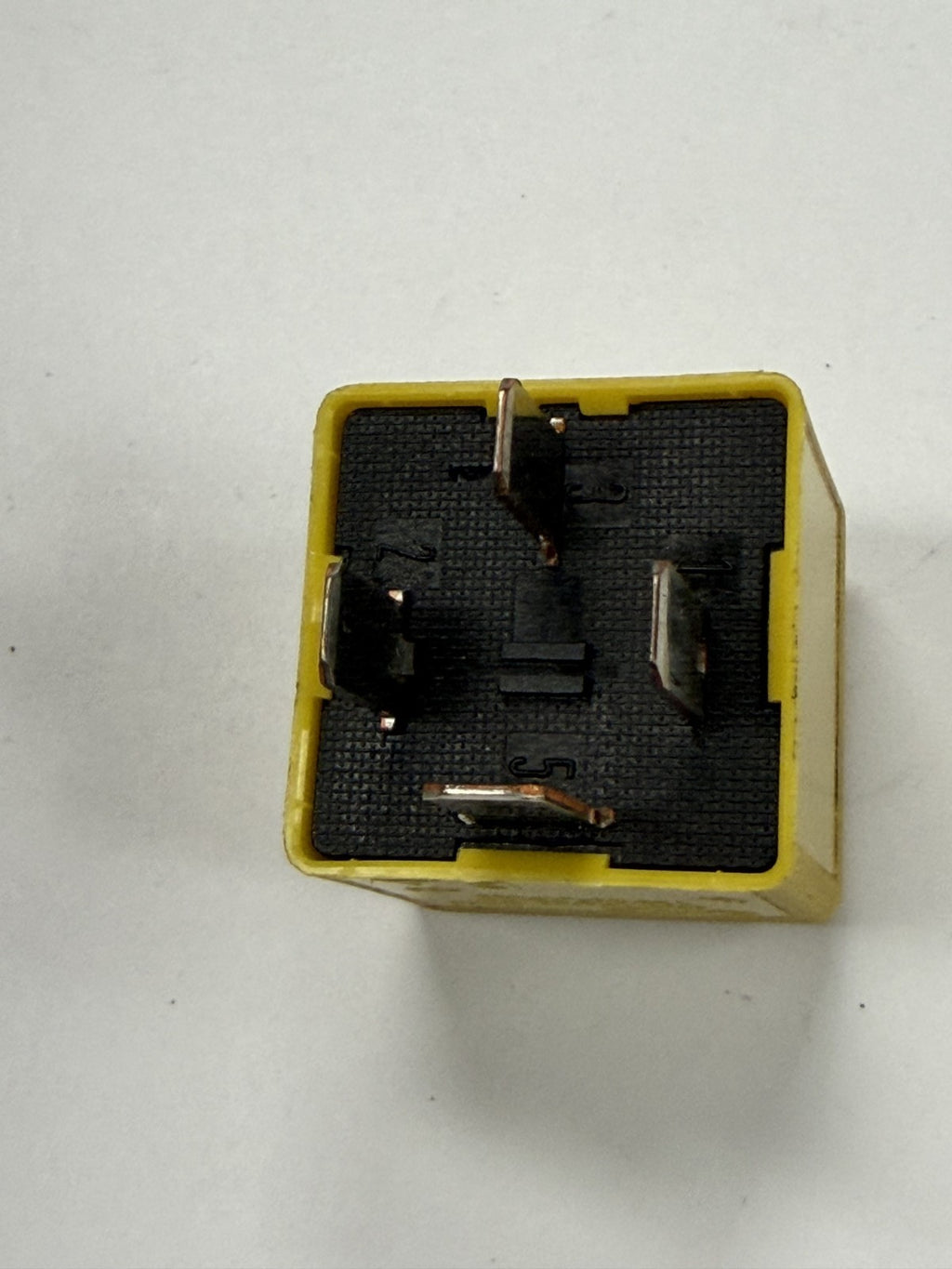 95 96 97 98 99 00 01 02 Ford Focus 4 Pin Relay 93BG 14N089 B1B, V23136-B1-X33