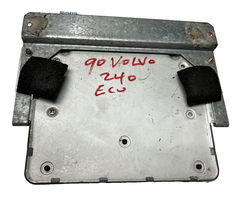 1986-1993 Volvo 240 2.3L Jetronic Engine Computer Module OEM 0 280 000 561