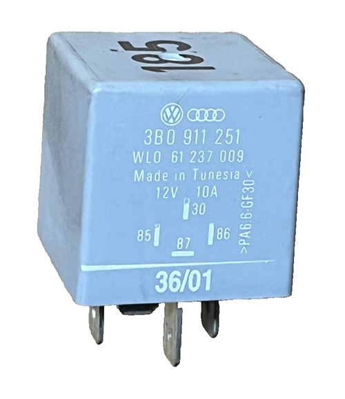 2001-2002 Volkswagen Jetta Wagon 2.8L Starter Relay 12V 10A 3B0 911 251 Blue