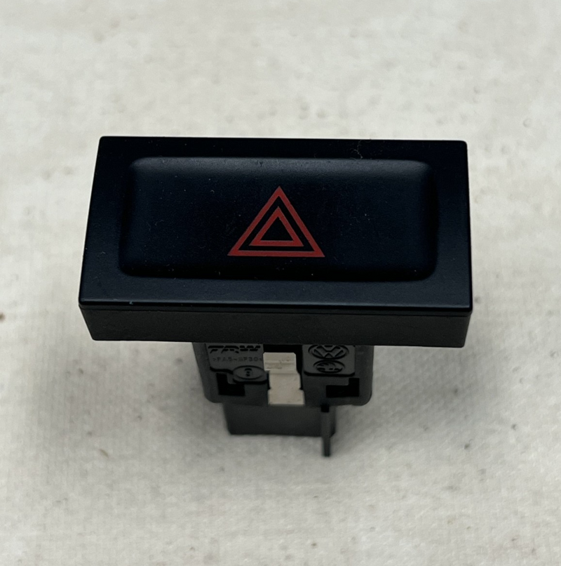 12 13 14 15 16 17 Volkswagen Tiguan Hazard Warning Switch OEM 5N0953509A