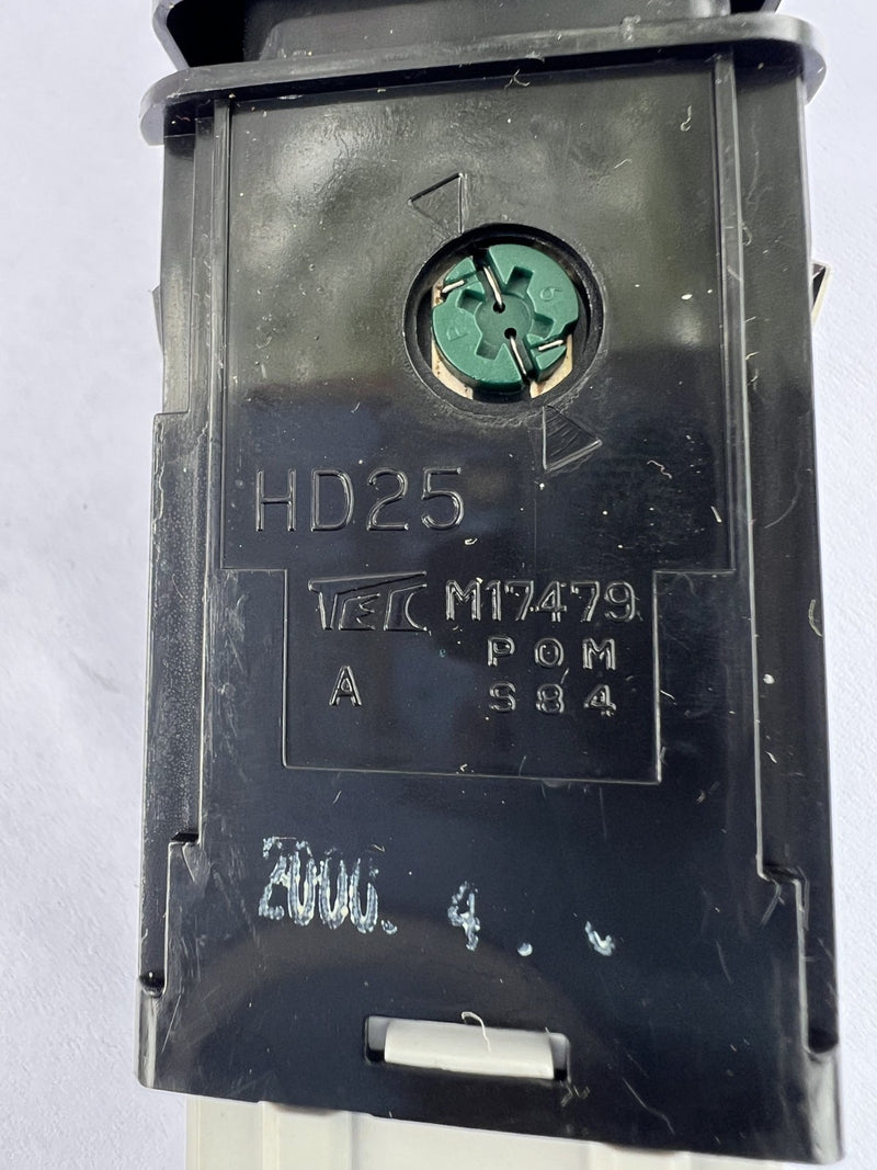 Emergency Hazard Light Control Switch M17479 fits 1998-2002 Honda Accord