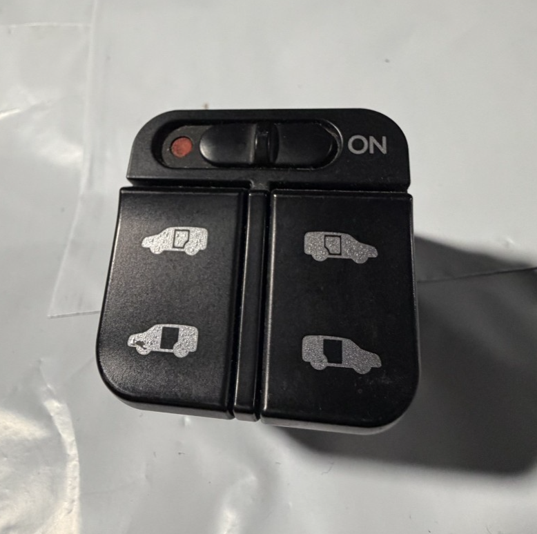 2005 2006 2007 2008 09 10 Honda Odyssey Sliding Door Control Switch Button 2924V
