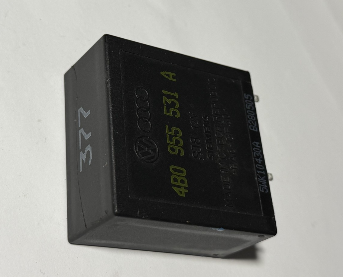 1997 1998 1999 2000 2001 2002 2003 Volkswagen MK4 Golf Relay 12V #377 4B0955531A