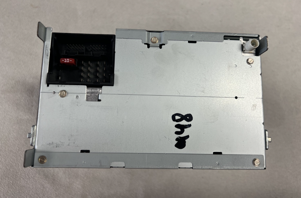 2006-2009 Volkswagen Jetta Passat AM FM Radio Receiver CD MP3 Player 1K0 035 161