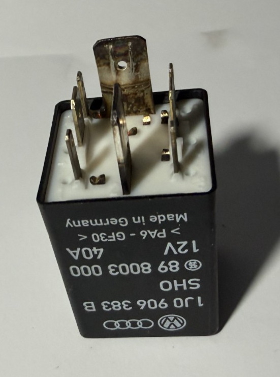 Volkswagen Jetta Golf GTI MK4 Beetle Passat Fuel Pump Relay 1J0 906 383 B