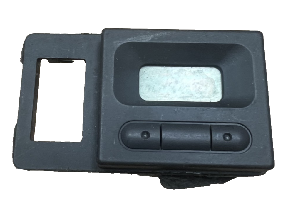 1999-2004 Land Rover Discovery Series 2 Dash Clock OEM 993500073, 88 356 384