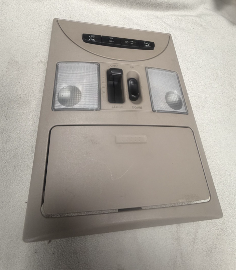 2004-2006 Nissan Quest Overhead Console Dome Light Sunroof Switch 96980 5Z201