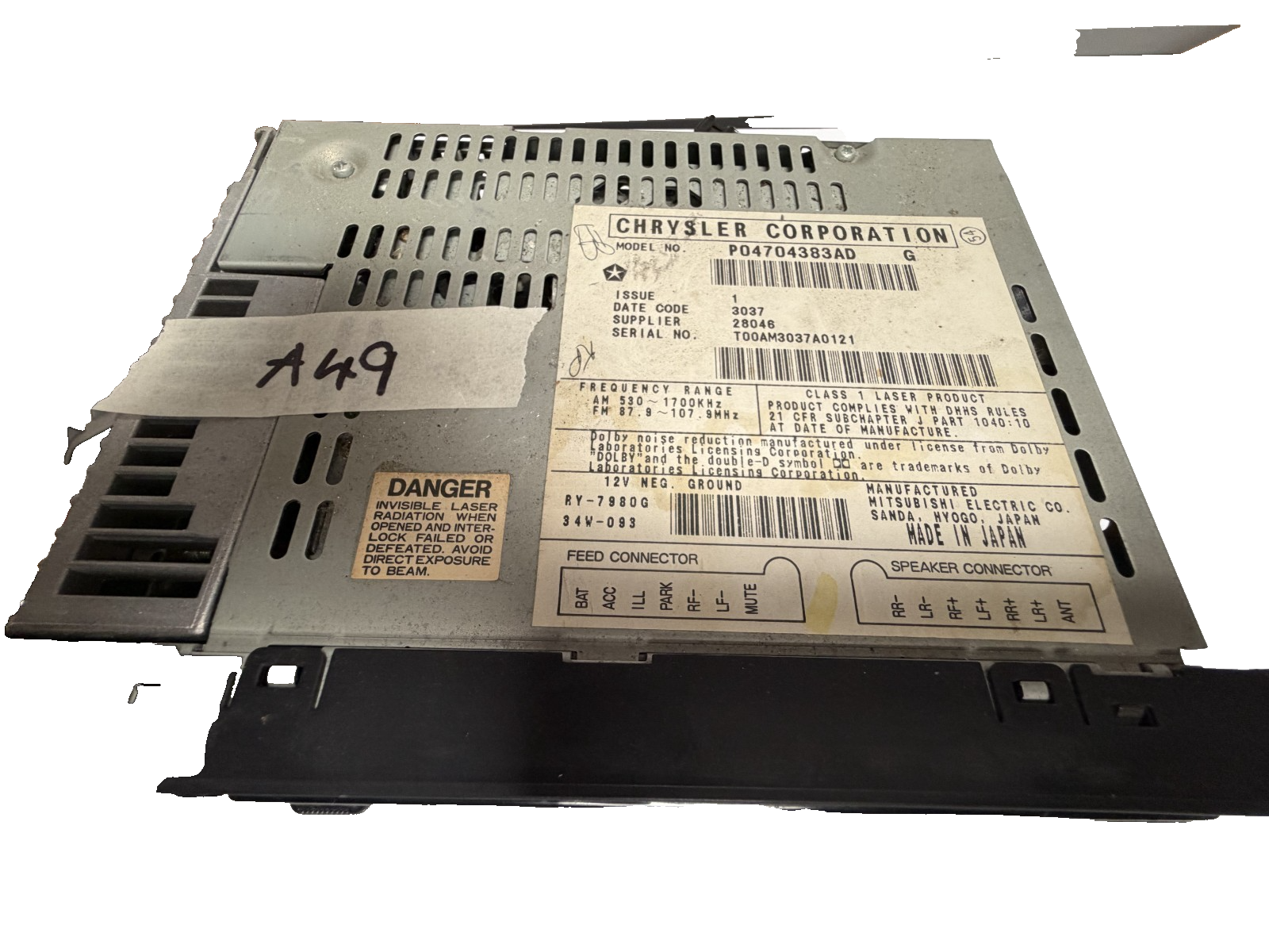 1997-2001 Jeep Wrangler AM FM Radio Cassette CD Player Receiver 04704383AD