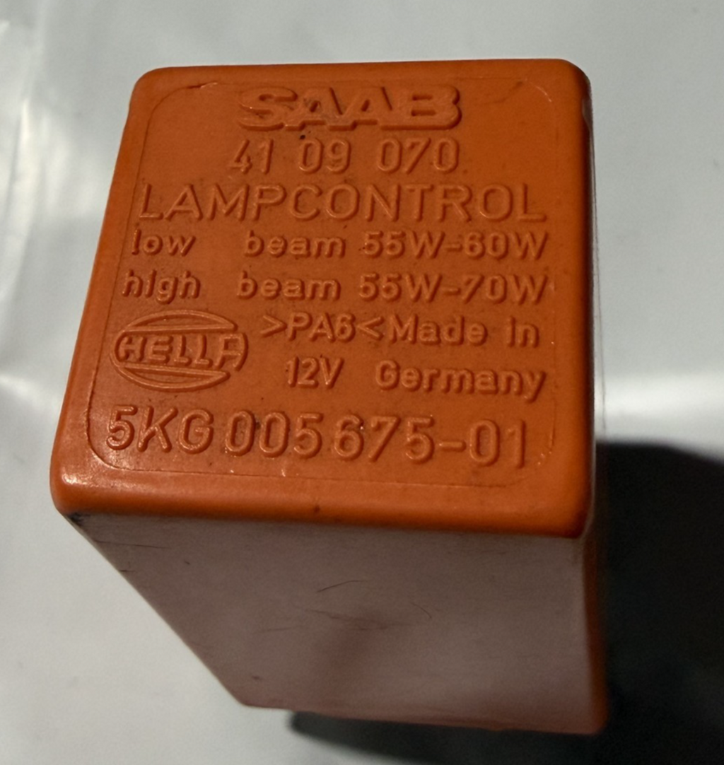 1994-1997 Saab 900 Headlight Lamp Control Relay 41 09 070, 5KG 005 675-01