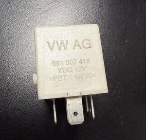 2013 Volkswagen Passat 12V Accessory Power Relay White | OEM 561907413