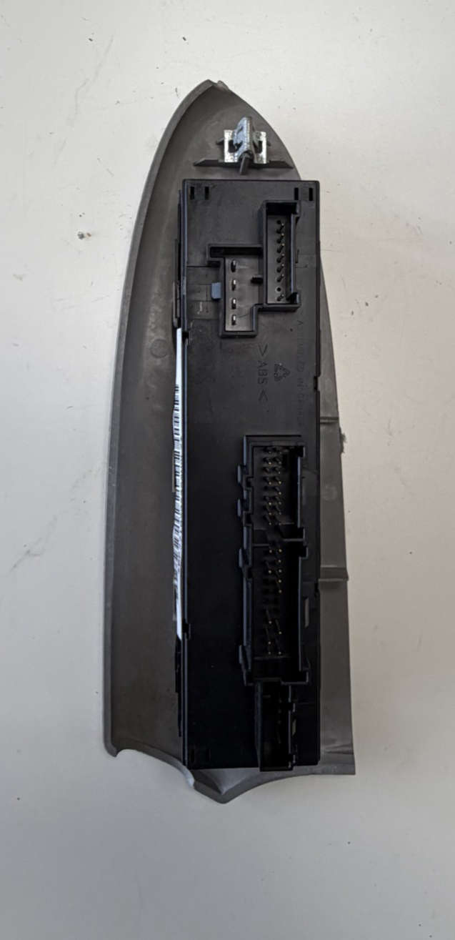 Left Side Master Power Window Switch 15857719 fits 06-09 Chevy Trailblazer