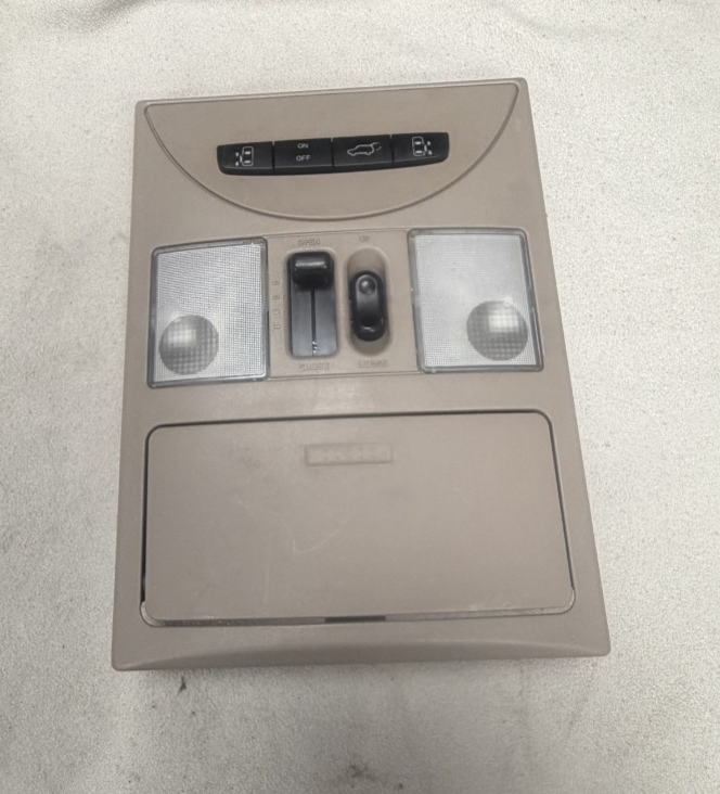2004-2006 Nissan Quest Overhead Console Dome Light Sunroof Switch 96980 5Z201